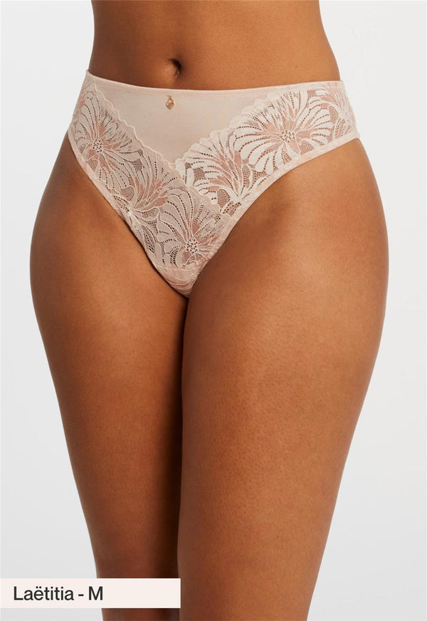 Lotus Thong