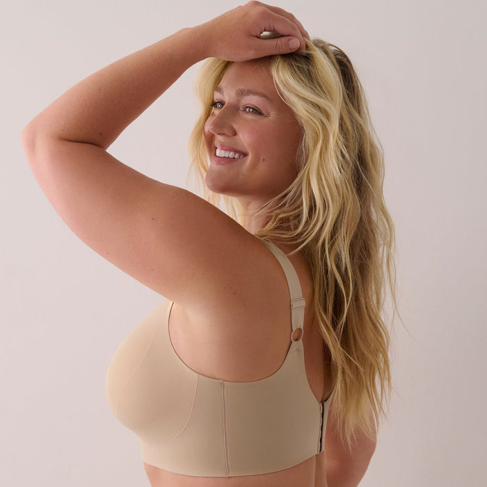 Evelyn and Bobbie The Busty Bra Sand