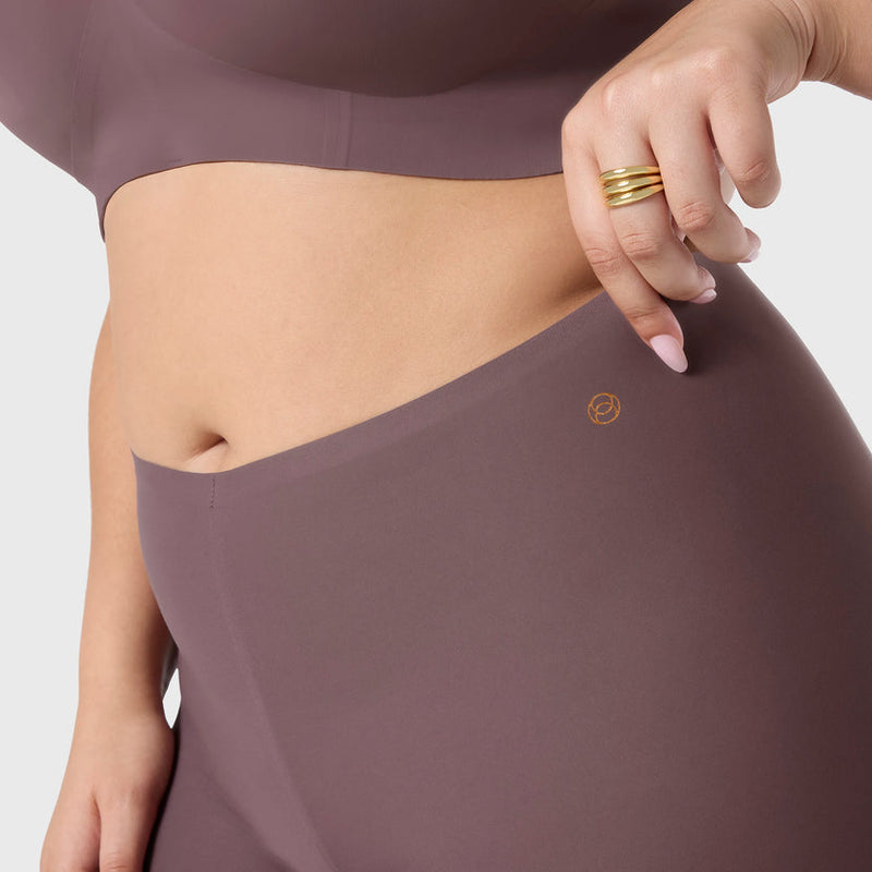 Evelyn and Bobbie Longline Girlshort Thistle