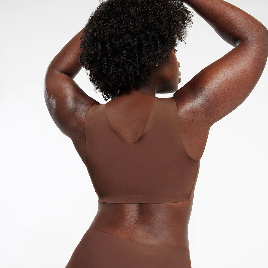 Evelyn and Bobbie Defy Bra Umber