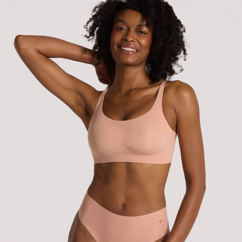Evelyn and Bobbie Structured Scoop