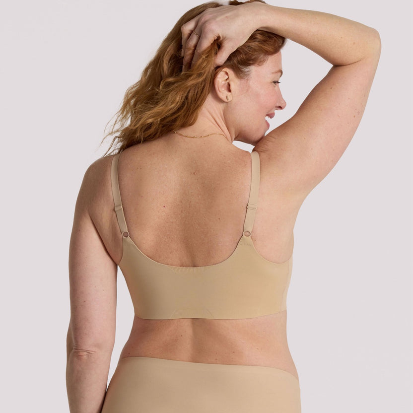 Evelyn and Bobbie Structured Scoop Sand