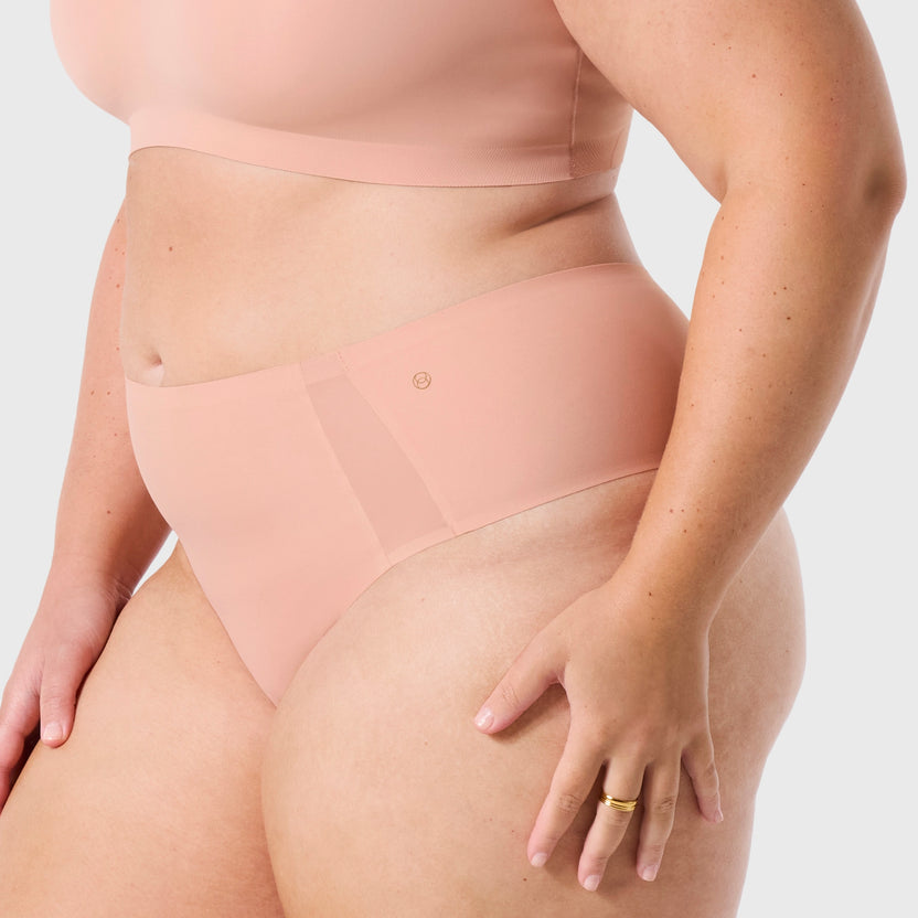 Evelyn and Bobbie thong-mesh Himalayan salt