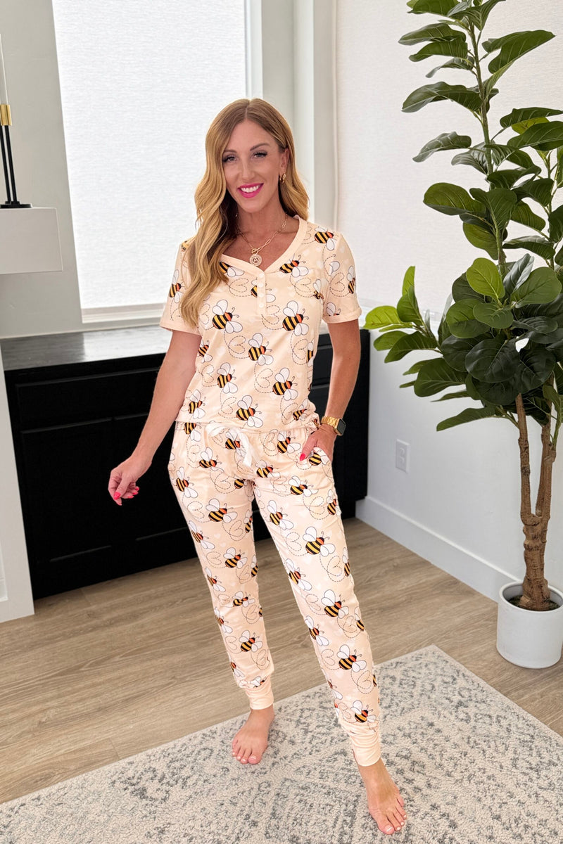 Short Sleeve Bee Pajama Set