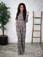 Gracefully Comfortble Leopard Matching Set